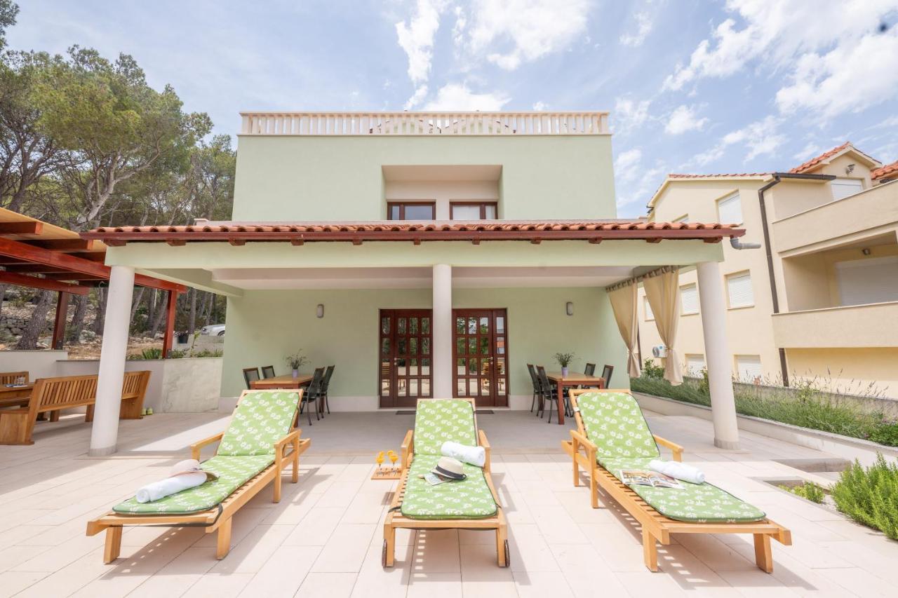 Villa Kalinic Милна Экстерьер фото